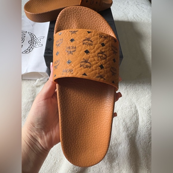 MCM Women's Tan Slide Sandals - Picture 4 of 14